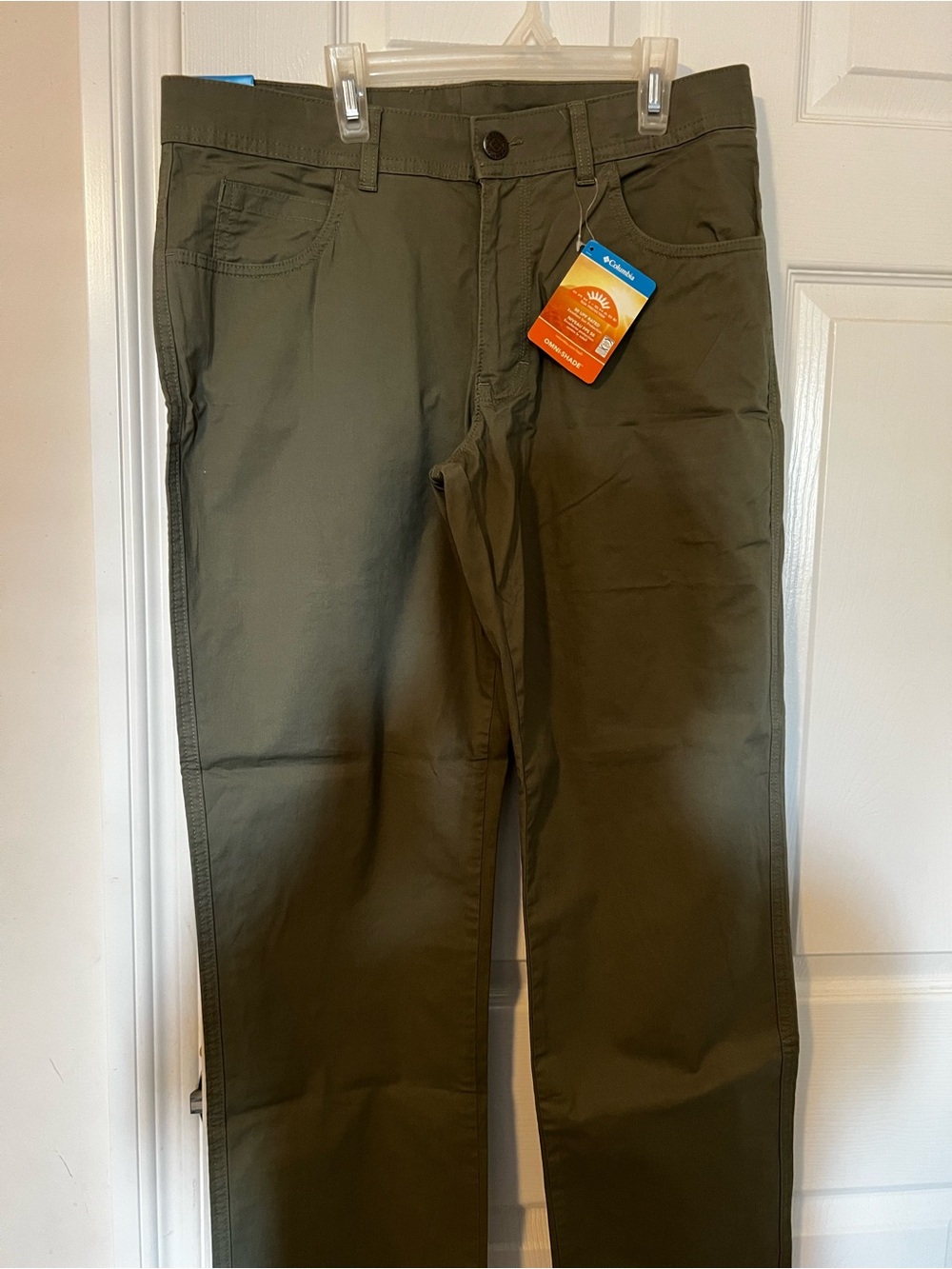 Columbia Men's Olive Chino Pants